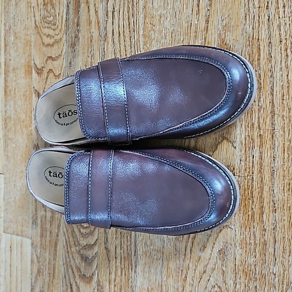 Taos Loafers
